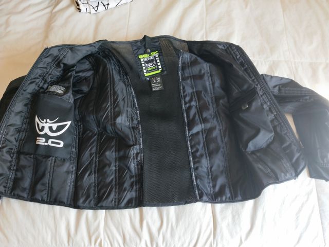 Chaqueta moto Berik Striker tricapa. Talla 52. 