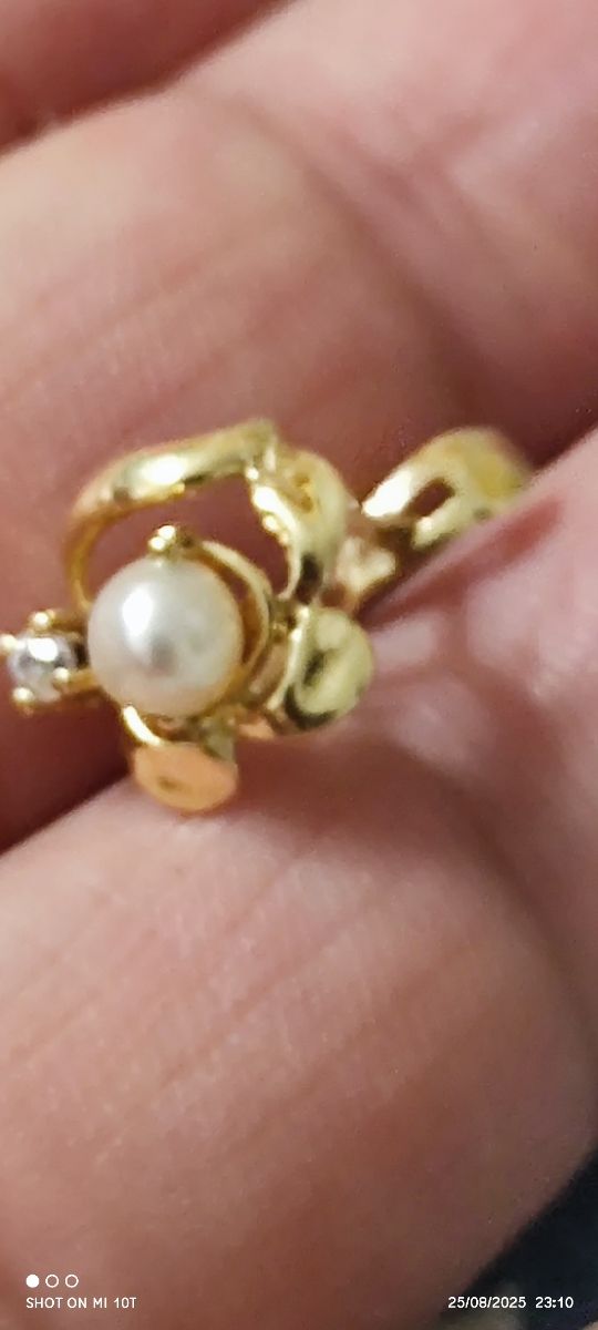 Pendiente oro 18k, perla & diamante