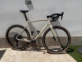 Bicicleta Gravel Megamo West