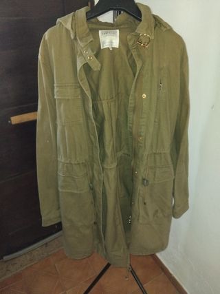 Casaco comprido verde militar Trafaluc