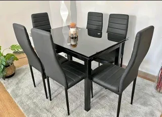 SUPER OFERTA MESA COMEDOR  + CUATRO SILLAS NEGRAS 