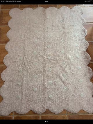 Alfombra rosa habitación de 120x160cm