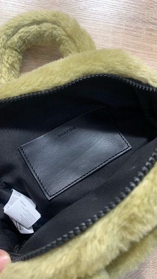 Bolso verde oliva acolchado