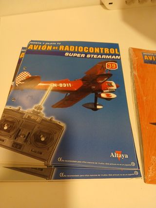 Avión radiocontrol Super Stearman Altaya
