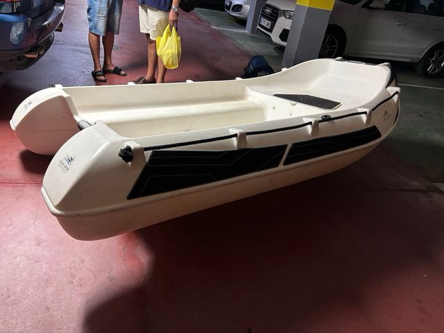 Barco Whaley 270 - Motor Mariner 9.9cv