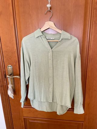 Camisa verde Stradivarius - Talla S