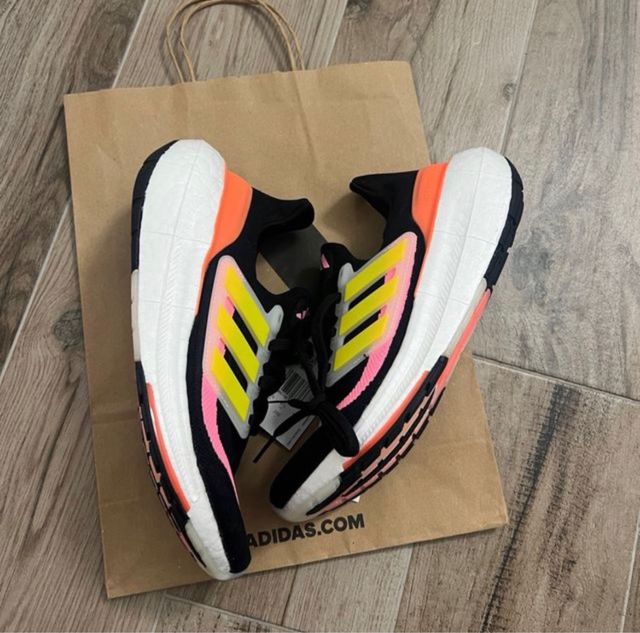 Adidas Ultraboost Light - Scarpe nuove