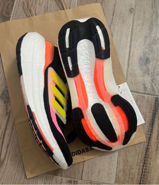 Adidas Ultraboost Light - Scarpe nuove