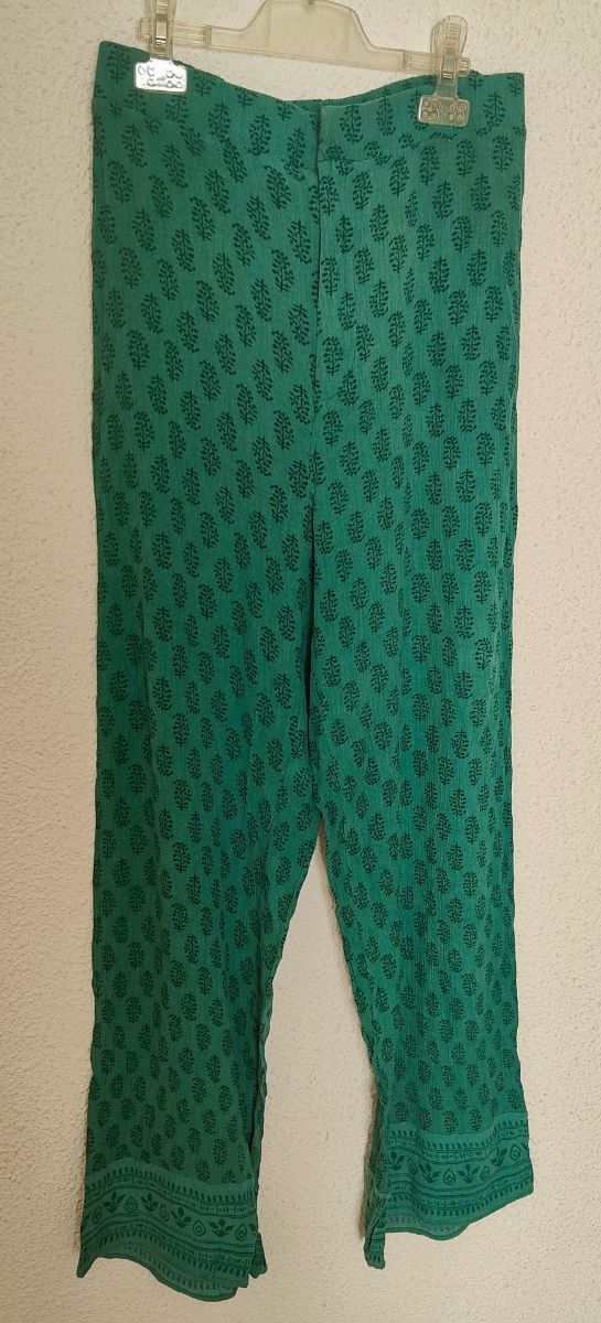 Pantalones estampados Pull&Bear - Verde