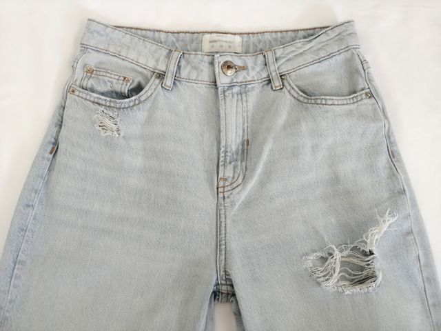 Jeans Bershka strappati tg 36