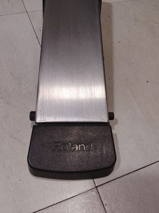 Pedal bombo (Kick )Roland 