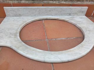 Encimera y copete lavabo  baño aseo mármol vintage