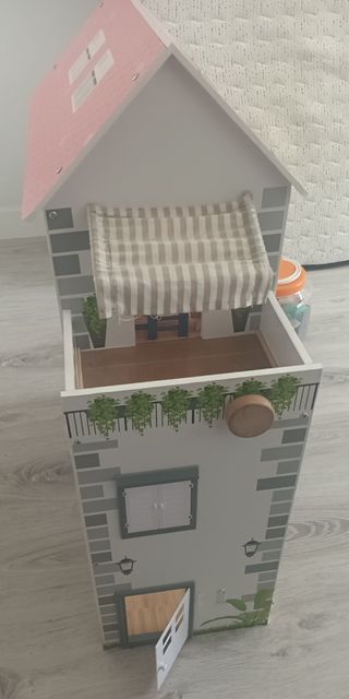 Casa Muñecas 3 plantas.