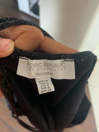Vestido midi negro brillante 