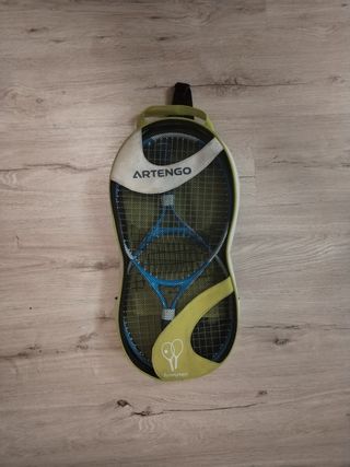 dos raquetas
 Tenis Infantil