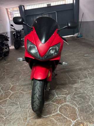 Honda CBR 600F - Moto SOLO ESTÁ SEMANA ESE PRECIO