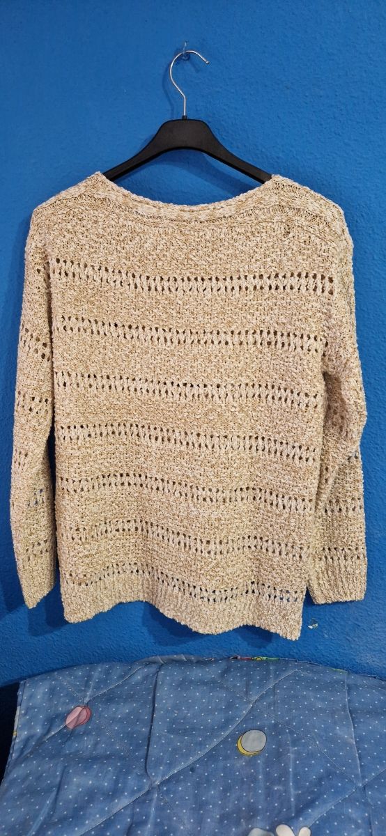 Jersey hilo beige y dorado- Talla M