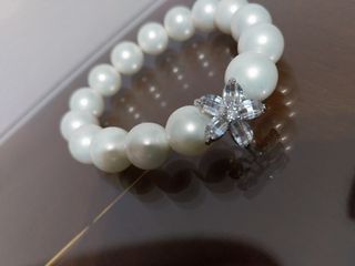 Pulsera Tous - de Perlas y flor de circonita .
