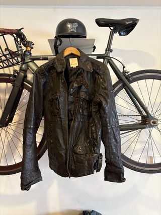 Chaqueta cuero negra