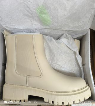 Sandalias y botines con cuña 