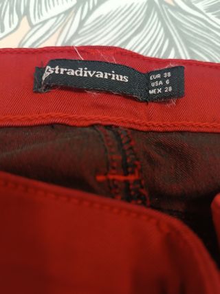 Pantalones Rojos Stradivarius - T.38