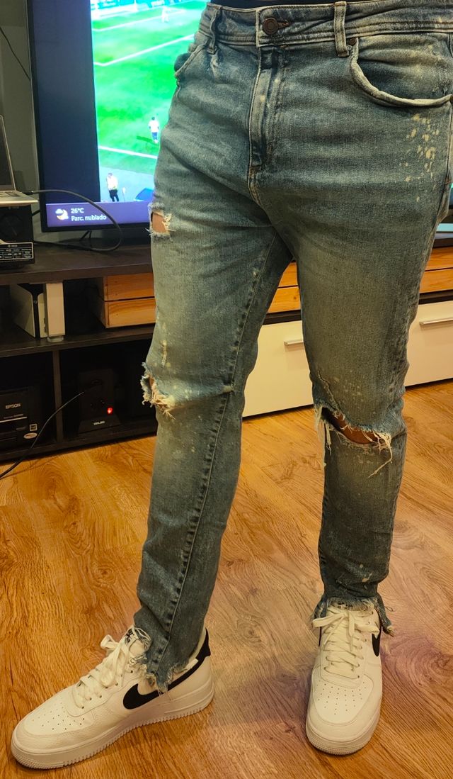 Jeans Zara rotos - Carrot Fit talla 44