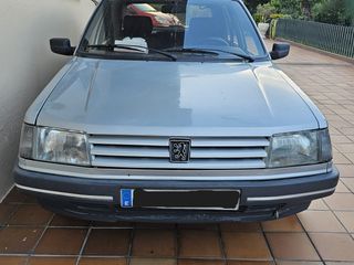 Peugeot 309 - Vehículo clásico funcionando