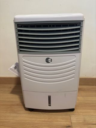 Enfriador aire Equation - Blanco