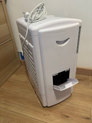 Enfriador aire Equation - Blanco