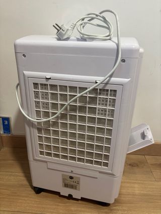 Enfriador aire Equation - Blanco