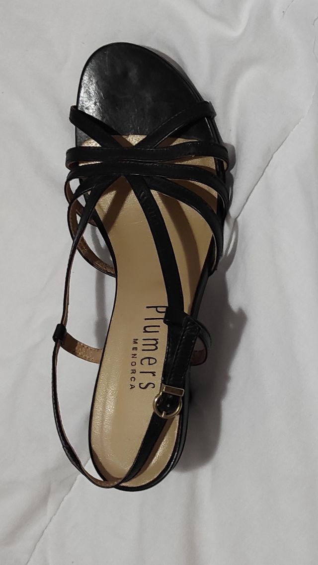 Sandalias Plumers negras tacón