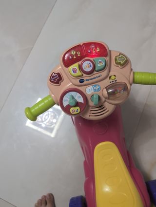 Moto infantil con sonidos