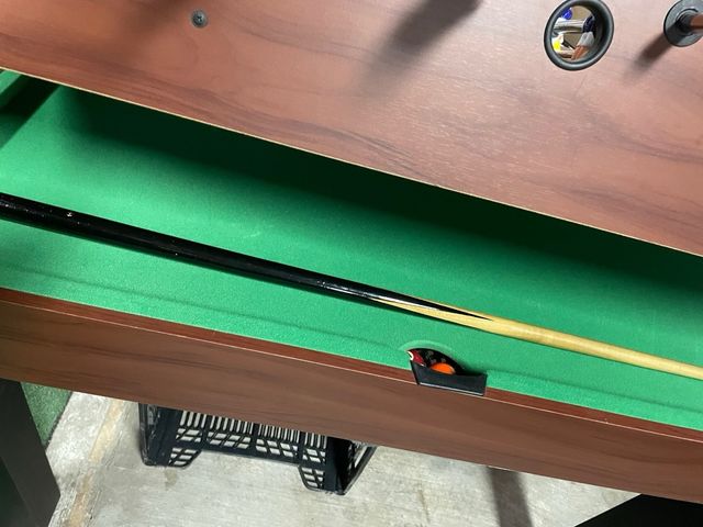 Mesa multijuegos: futbolín, billar, ping pong