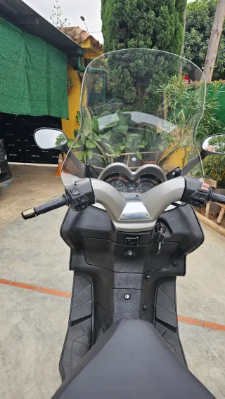 Aprilia Atlantic 250 - Scooter 2011