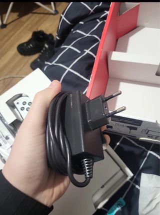 Nintendo Switch OLED - Blanca y Negra