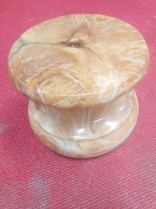 Peana de alabastro - Decoración