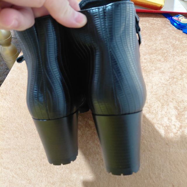 Botas Weide negras tacón