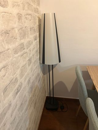 Lámpara pie moderna - beige/negro