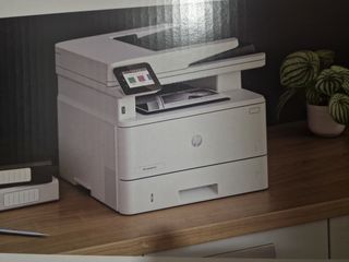 Impresora HP LaserJet Pro - Blanca