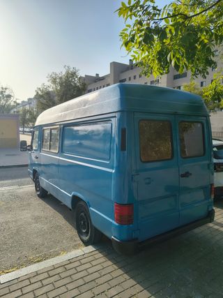 Mercedes-Benz MB140 75cv 2.4D 1989