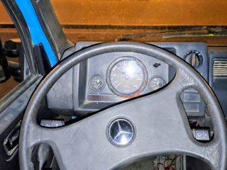 Mercedes-Benz MB140 75cv 2.4D 1989