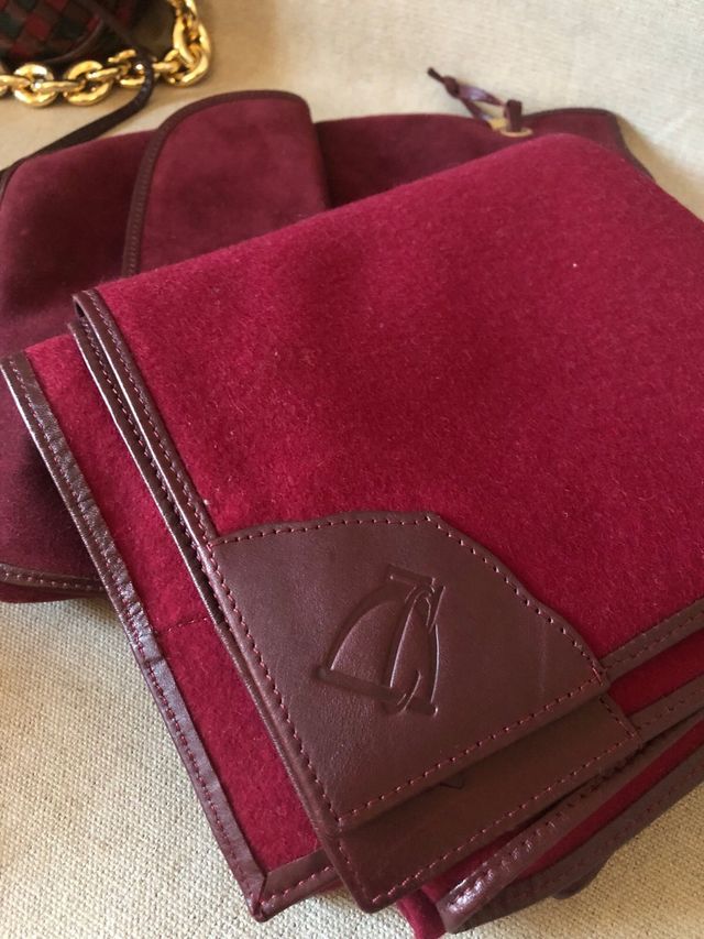 Conjunto cartas tapete bolsa transporte en piel