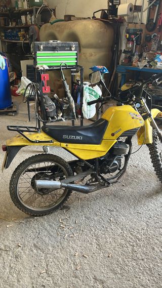 Moto Suzuki minicros (con documentación)