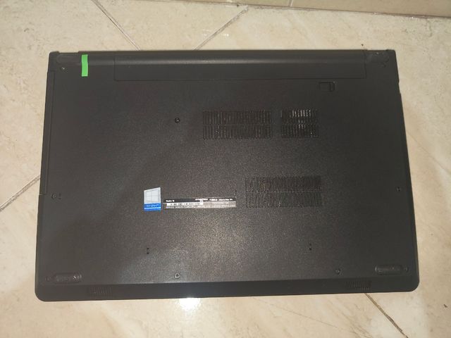 Portátil Dell Vostro 15 3568 Negro