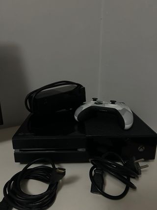 Xbox One consola - blanca y negra