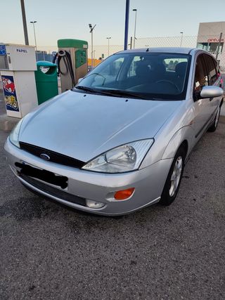 Ford Focus 2000