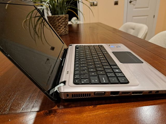 COMPUTER PORTATILE HP PAVILION DV3 4130ss ARGENTO