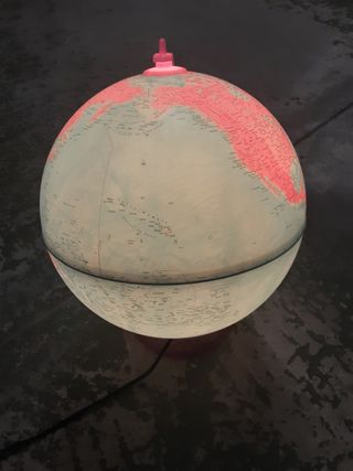 Globo terráqueo luminoso