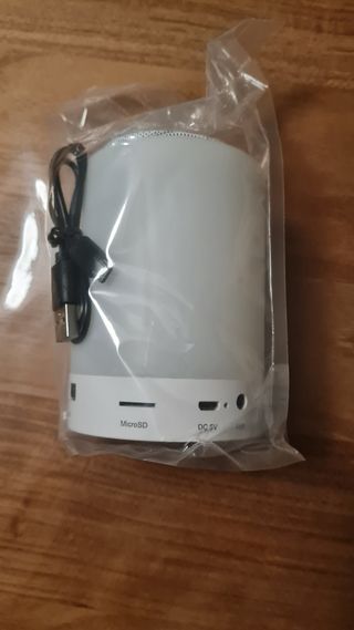 Altavoz Bluetooth Portátil Blanco de Colacao 