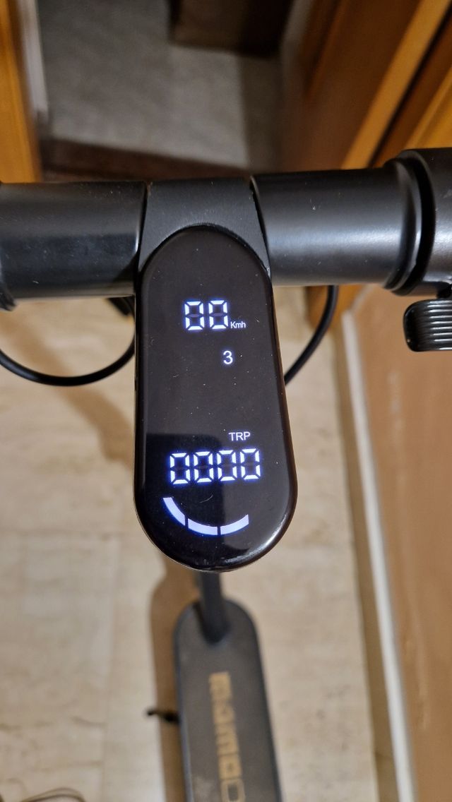 Monopattino elettrico Momo Design Monaco 85